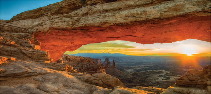 Mesa Arch at sunrise
