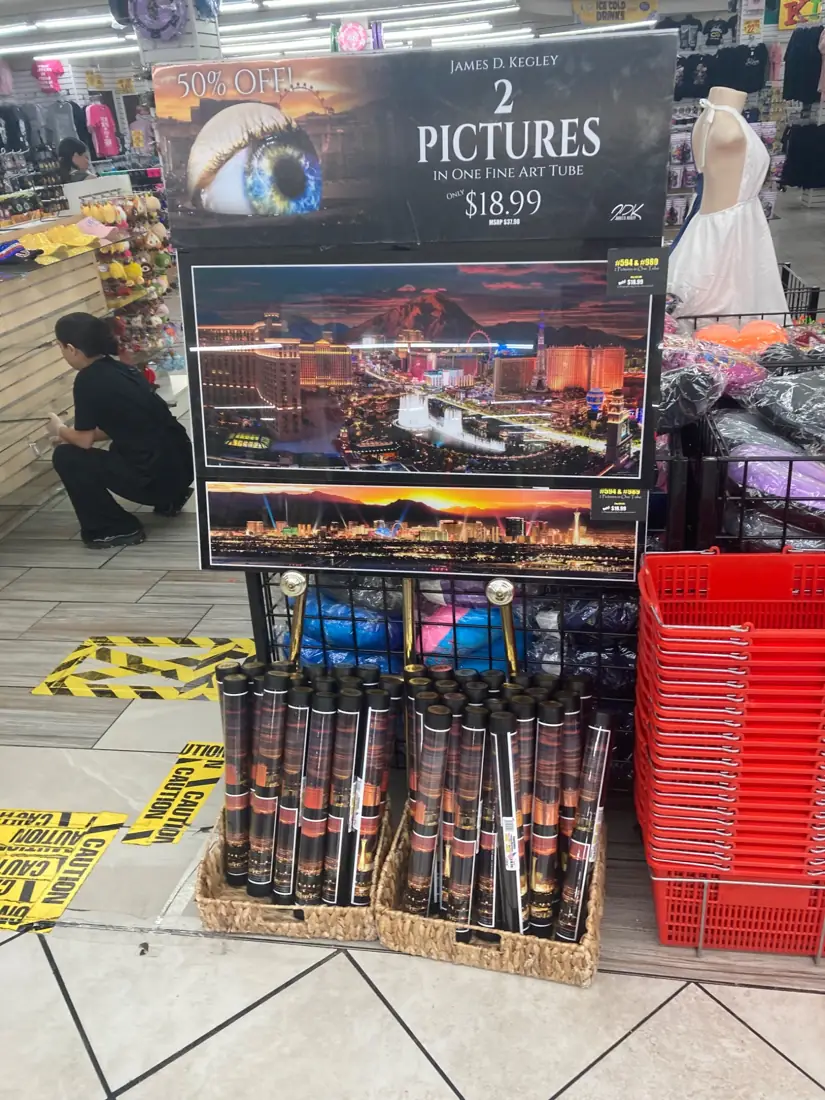 Las Vegas floor display